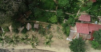 Tapik Beach Park Guest House