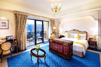 Legend Palace Hotel
