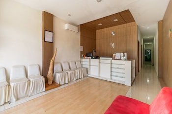 Maps Hotel by RedDoorz