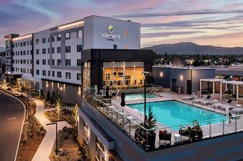 Element Reno Experience District