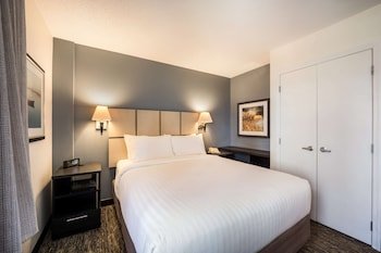 Sonesta Simply Suites Irvine Spectrum