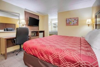 Econo Lodge Lenoir City