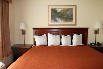Country Inn & Suites by Radisson, Bentonville South - Rogers, AR