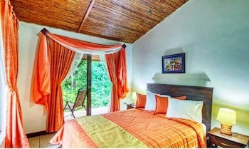 Villas San Rafael Natural Paradise Resort