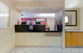 Extended Stay America Pleasanton Chabot Dr.