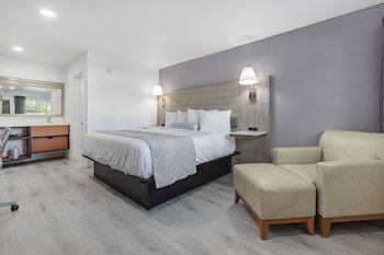 Astro Motel