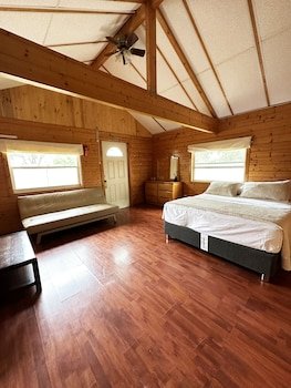 VPX Hotel Club