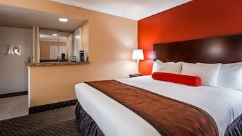 Best Western Plus Casino Royale