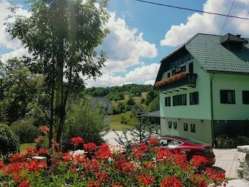 Villa Lika