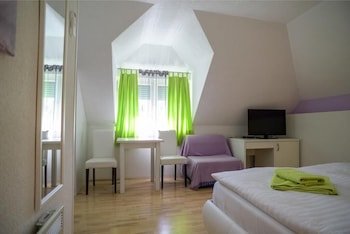 Villa Lika