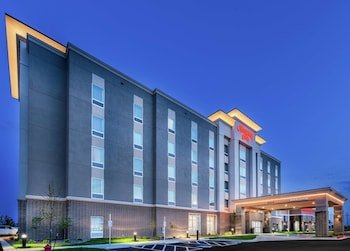 Hampton Inn Gardner Conference Center