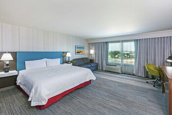 Hampton Inn Gardner Conference Center