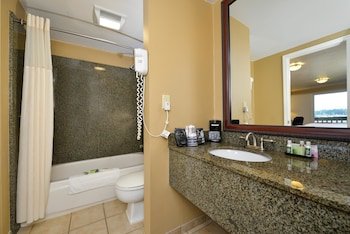 Best Western Pier Point Inn