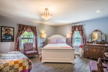 The Heartwood Inn & Spa
