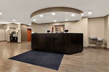 Comfort Suites