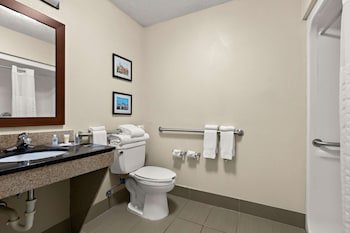 Comfort Suites