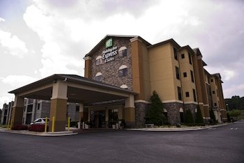 Holiday Inn Express & Suites Atlanta East - Lithonia