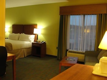 Holiday Inn Express & Suites Atlanta East - Lithonia