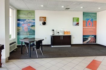 Motel 6 Mount Pleasant