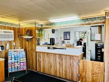 Sage-n-Sand Motel