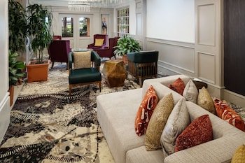 Embassy Suites Orlando North