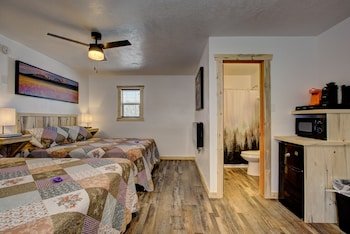 Alpine Lodge and Rv Motel