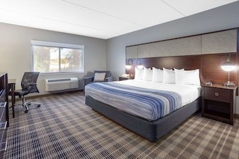 AmericInn by Wyndham Madison South
