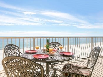 Emerald Key by Meyer Vacation Rentals