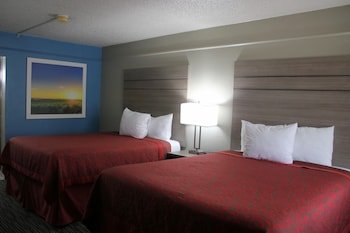 Days Inn by Wyndham Central San Antonio NW Medical Center