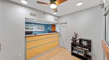 SureStay Studio by Best Western Virginia Beach Oceanfront