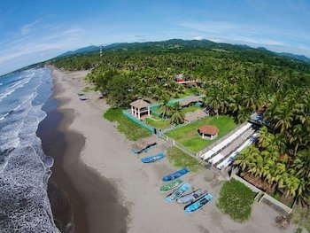 Azul Surf Club