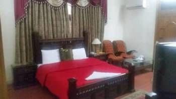 Hotel Orash Lodges