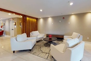 Ramada by Wyndham Strasburg