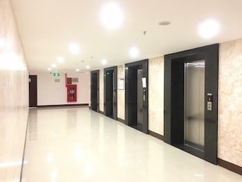 Zan Newlife Halong Apartment