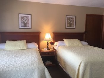 Milford Motel On The River