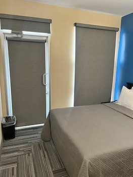 Restgate Hotel