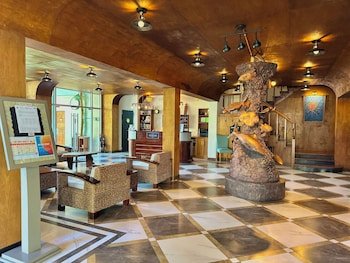 Palau Central Hotel