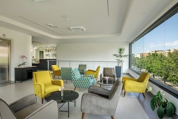 Simon Hotel Aprilia