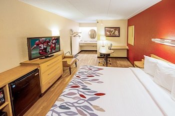 Red Roof Inn Charleston West Hurricane