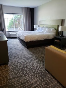 Country Inn & Suites by Radisson, Detroit Lakes, MN