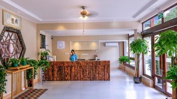 Floral Hotel Libo Meet Inn