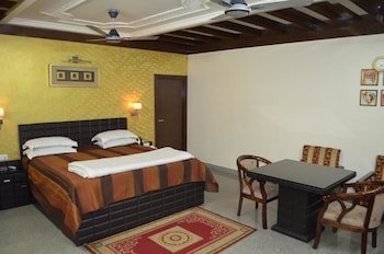 Hotel RK Palace