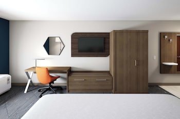 Holiday Inn Express & Suites Meridian I-20