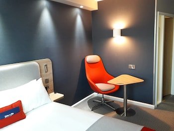 Holiday Inn Express Leeds Armouries