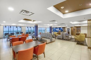 Holiday Inn Express Gulfport Beach
