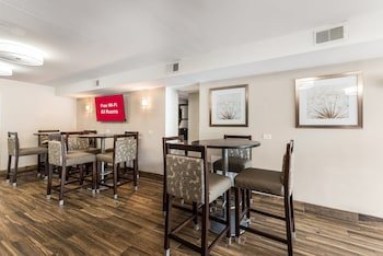 Red Roof Inn Morton Grove