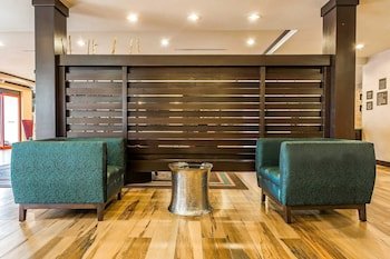 Comfort Inn & Suites Newcastle - Oklahoma City