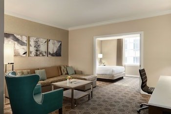 Hilton New Orleans/ St. Charles Avenue
