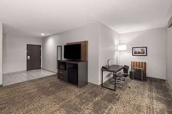 La Quinta Inn & Suites by Wyndham McAlester
