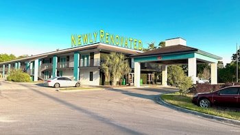 Quality Inn At Eglin AFB (Air Force Base)